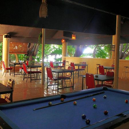 Fx72 Beach Resort Maumere Kültér fotó