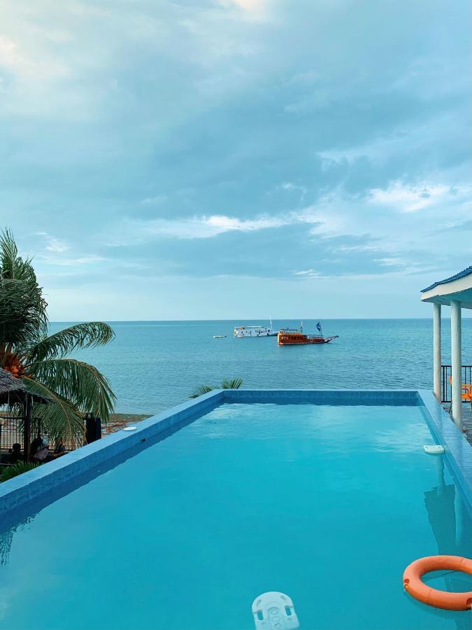 Fx72 Beach Resort Maumere Kültér fotó